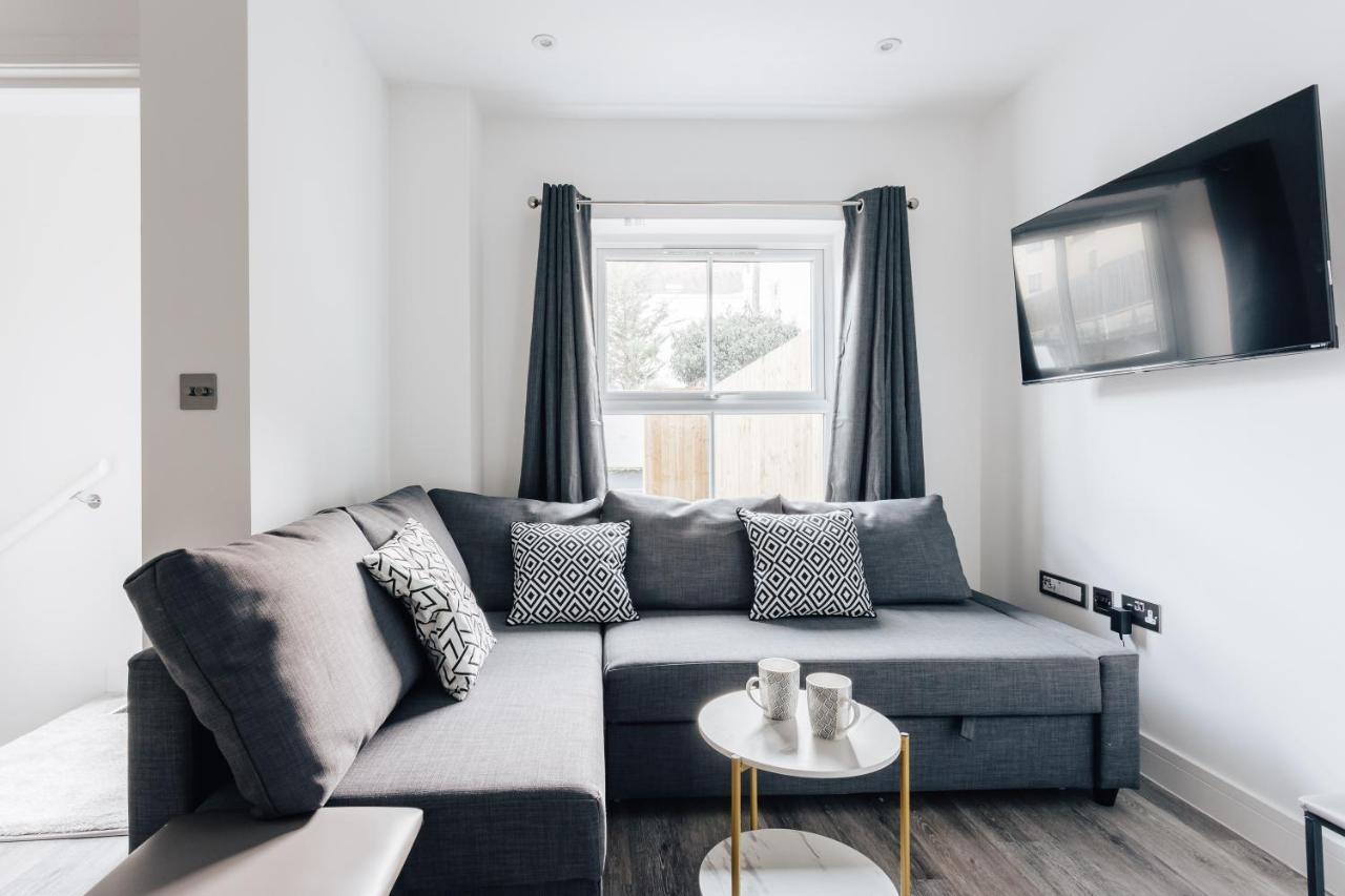 Contemporary Two Bedroom Duplex - Secluded Residence With Parking In A Prime Central Location Bournemouth Buitenkant foto